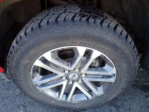 Certified 2022 Ford F150 XL w/ STX Appearance Package image 9