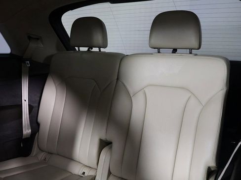 Used 2018 Audi Q7 3.0T Premium Plus image 12