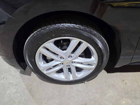 Used 2020 Chevrolet Equinox Premier AWD/4WD image 22