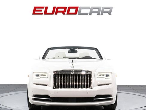 Used 2018 Rolls-Royce Dawn image 9