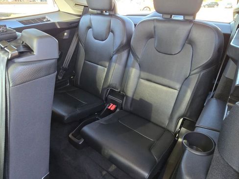 Used 2023 Volvo XC90 T8 Core image 24