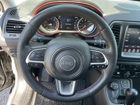 Used 2021 Jeep Compass Trailhawk image 28