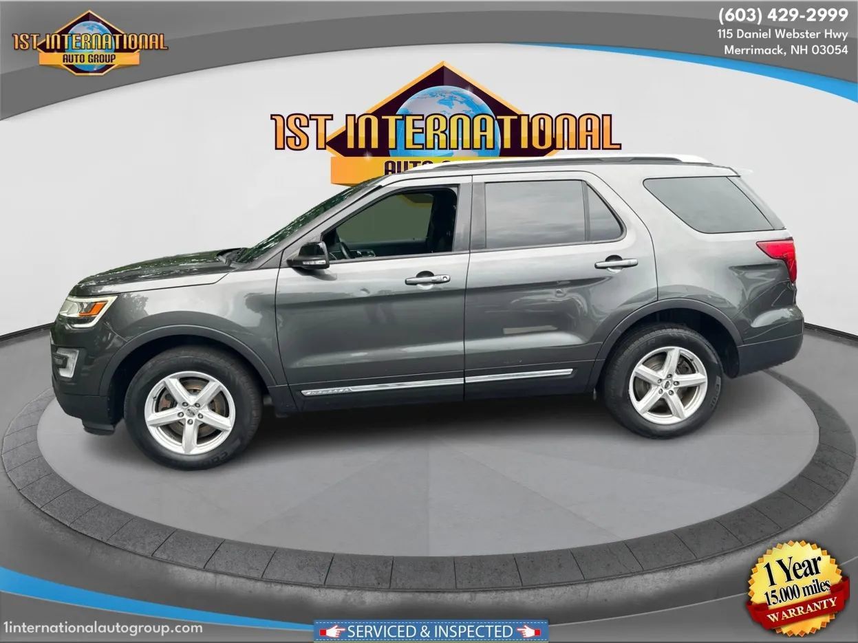 Used 2017 Ford Explorer XLT w/ Equipment Group 202A AWD/4WD image 5