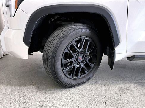 Used 2022 Toyota Tundra SR5 image 20