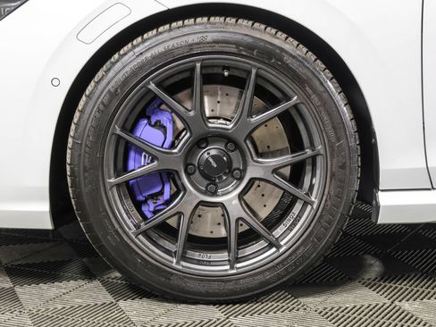 Used 2022 Volkswagen Golf R AWD/4WD image 19
