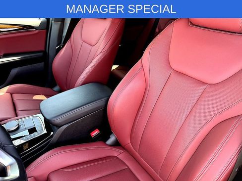 Used 2024 BMW X3 xDrive30i w/ Convenience Package AWD/4WD image 13