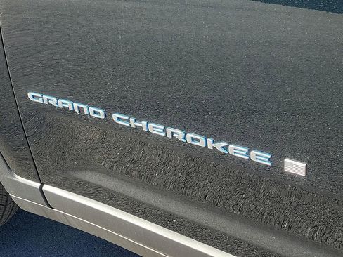 New 2024 Jeep Grand Cherokee Limited 4xe w/ Luxury Tech Group II AWD/4WD image 18