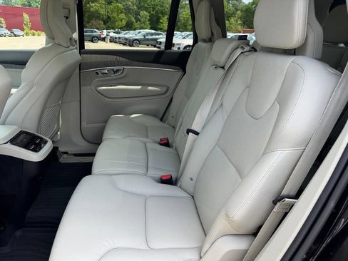 Certified 2023 Volvo XC90 B6 Plus w/ Protection Package AWD/4WD image 9