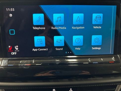 Used 2025 Volkswagen Atlas Cross Sport SE image 27