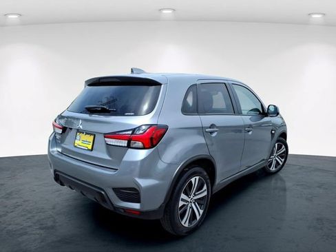 Used 2025 Mitsubishi Outlander Sport ES AWD/4WD image 8