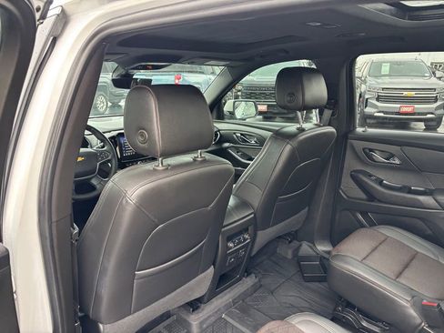 Used 2023 Chevrolet Traverse High Country w/ LPO, Floor Liner Package AWD/4WD image 28