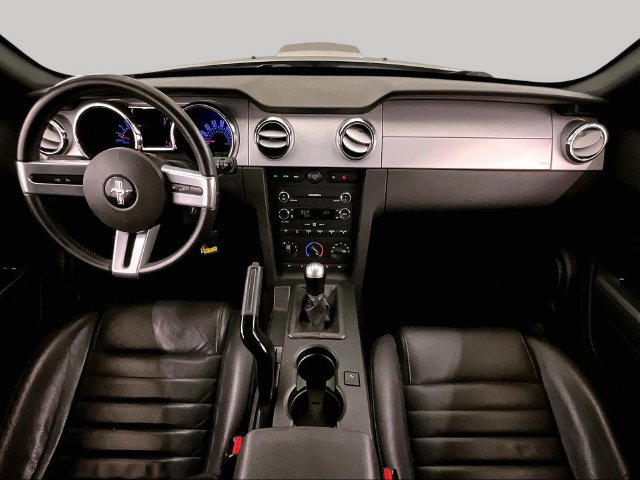 Used 2009 Ford Mustang GT Premium RWD image 14
