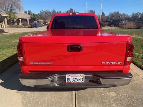 Used 2004 Chevrolet Silverado 1500 LS w/ Light Duty Power Package image 5