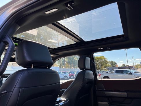 Used 2021 Ford F150 Lariat image 11