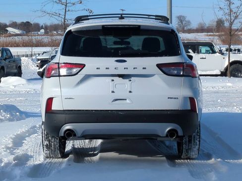 Used 2022 Ford Escape SEL image 7