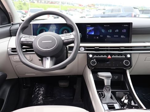 Used 2026 Hyundai Tucson SEL AWD/4WD image 19