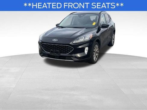 Certified 2020 Ford Escape Titanium AWD/4WD image 4