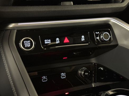 New 2026 Audi Q5 Premium Plus image 20