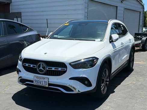 Used 2026 Mercedes-Benz GLA 250 image 2