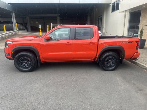 Used 2025 Nissan Frontier PRO-4X w/ Interior Protection Package AWD/4WD image 2