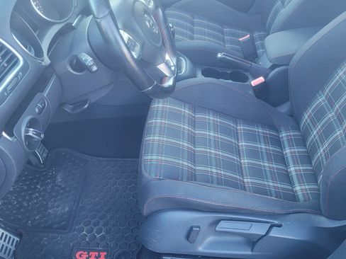 Used 2013 Volkswagen Golf 4-Door image 11