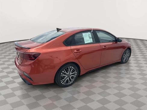 Used 2024 Kia Forte GT-Line FWD image 4