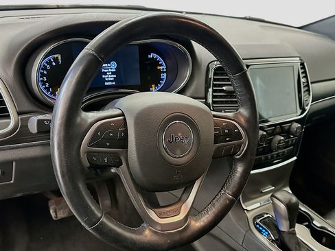 Used 2021 Jeep Grand Cherokee Limited AWD/4WD image 18