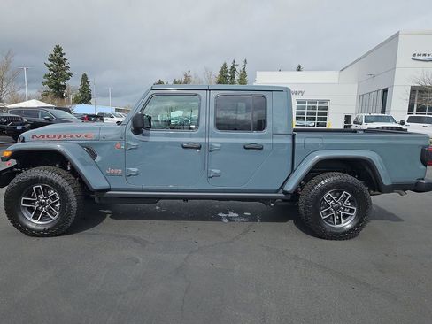 New 2026 Jeep Gladiator Mojave image 3