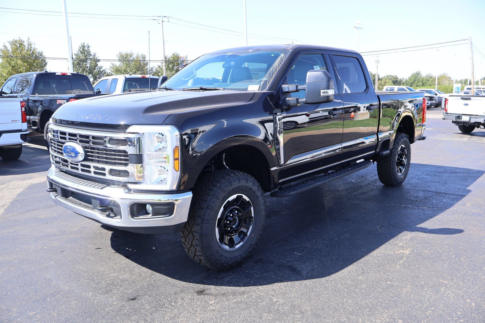 New 2026 Ford F250 XLT w/ Tremor Off-Road Package AWD/4WD image 9