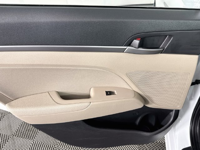 Used 2018 Hyundai Elantra SEL FWD image 36