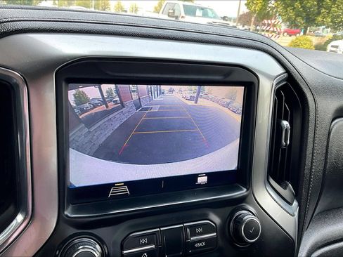 Used 2020 Chevrolet Silverado 1500 RST AWD/4WD image 13
