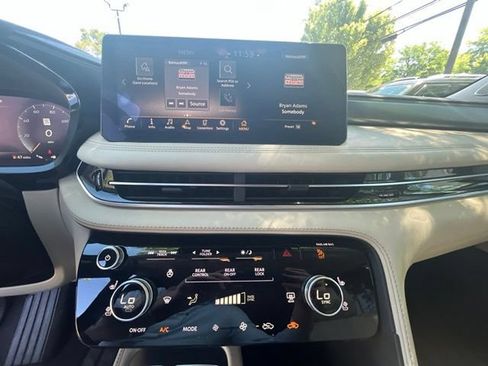 Certified 2023 INFINITI QX60 Luxe w/ Performance Audio Package AWD/4WD image 12