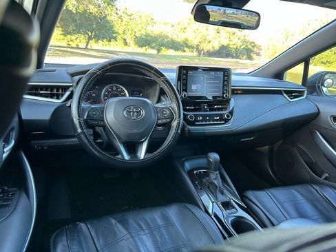 Used 2022 Toyota Corolla SE w/ SE Premium Package FWD image 12