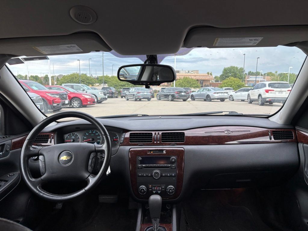 Used 2011 Chevrolet Impala LT FWD image 20