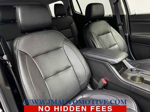 Used 2019 GMC Acadia SLT image 22