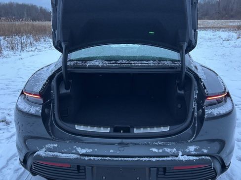 Used 2020 Porsche Taycan 4S image 6