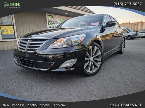 Used 2014 Hyundai Genesis 5.0 R-Spec RWD image 2