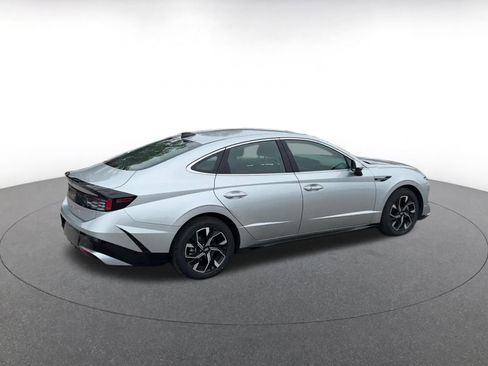 Used 2025 Hyundai Sonata SEL FWD image 15