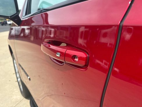 New 2026 Chevrolet Suburban RST w/ Comfort Package AWD/4WD image 9