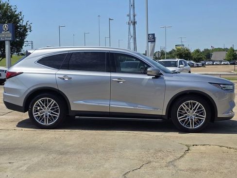 Certified 2023 Acura MDX SH-AWD w/ Advance Package image 4