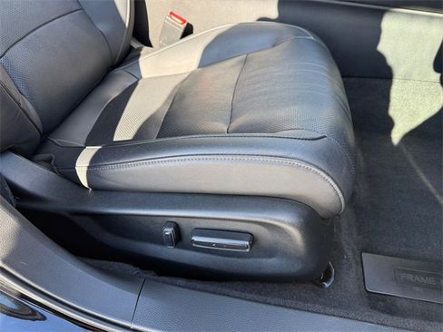 Used 2019 Honda Accord EX-L image 18