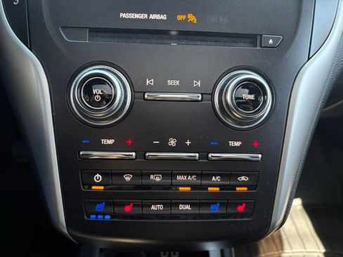 Used 2019 Lincoln MKC Reserve w/ MKC Technology Package AWD/4WD image 32