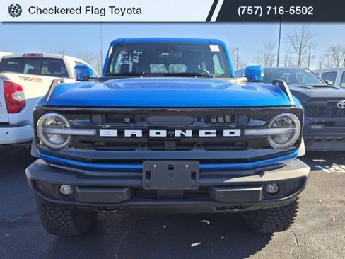 Used 2022 Ford Bronco Outer Banks w/ Sasquatch Package image 2