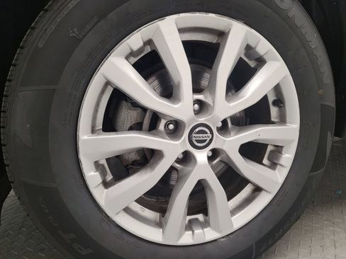 Used 2020 Nissan Rogue SV AWD/4WD image 31