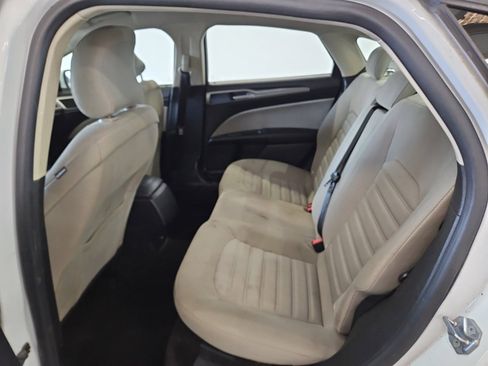 Used 2018 Ford Fusion S FWD image 14