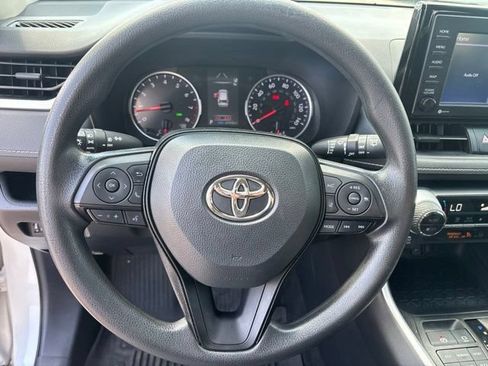 Used 2021 Toyota RAV4 XLE AWD/4WD image 24