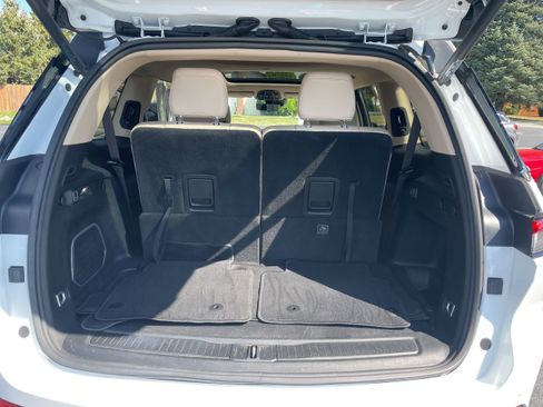 Used 2022 Jeep Grand Cherokee L Limited w/ Luxury Tech Group II image 22