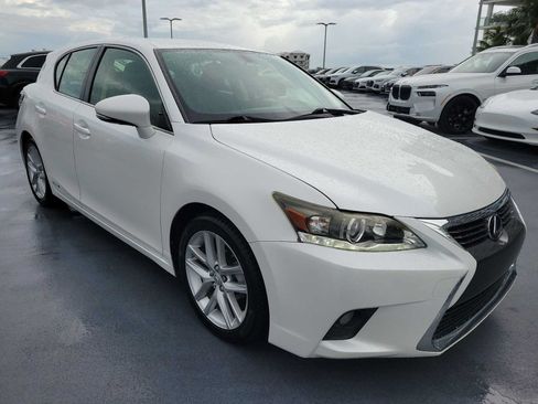 Used 2016 Lexus CT 200h w/ Accessory Package 2 FWD image 8