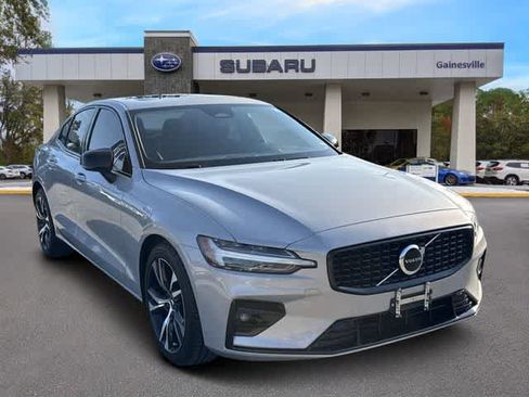 Used 2024 Volvo S60 B5 Core FWD image 8