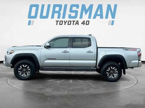 Used 2023 Toyota Tacoma TRD Off-Road AWD/4WD image 4